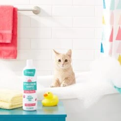 Frisco Hypoallergenic Puppy & Kitten Shampoo, Unscented 9 Frisco Hypoallergenic Puppy & Kitten Shampoo, Unscented -Frisco 152571 PT3. AC SS1800 V1551302790