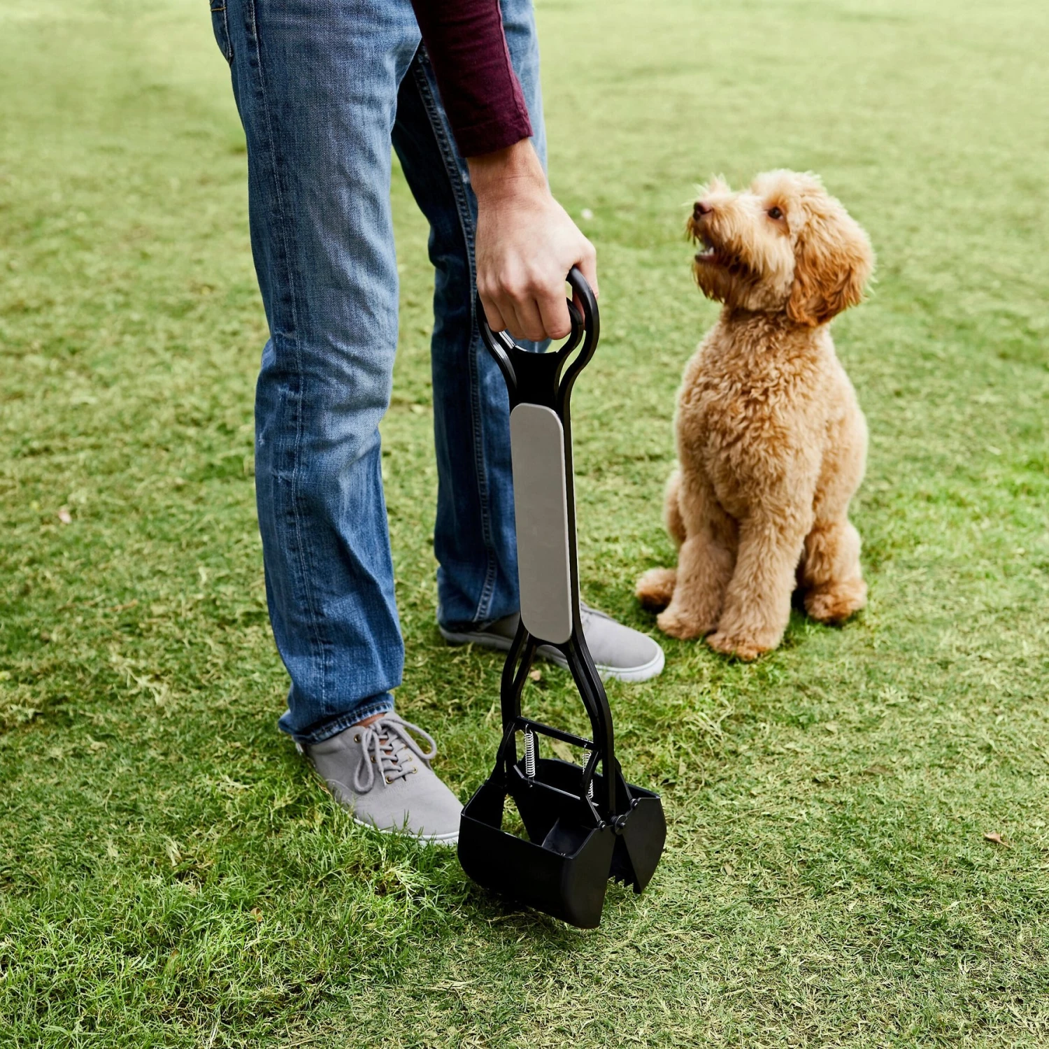 Frisco Spring Action Scooper 5 Frisco Spring Action Scooper - Image 3