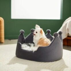 Frisco Faux Fur Crown Pillow Cat & Dog Bed