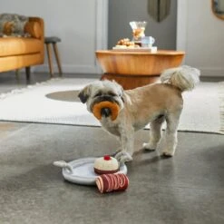 Frisco Brunch Pastry Plate Plush Squeaky Dog Toy 9 Frisco Brunch Pastry Plate Plush Squeaky Dog Toy -Frisco 297262 PT3. AC SS1800 V1642087931